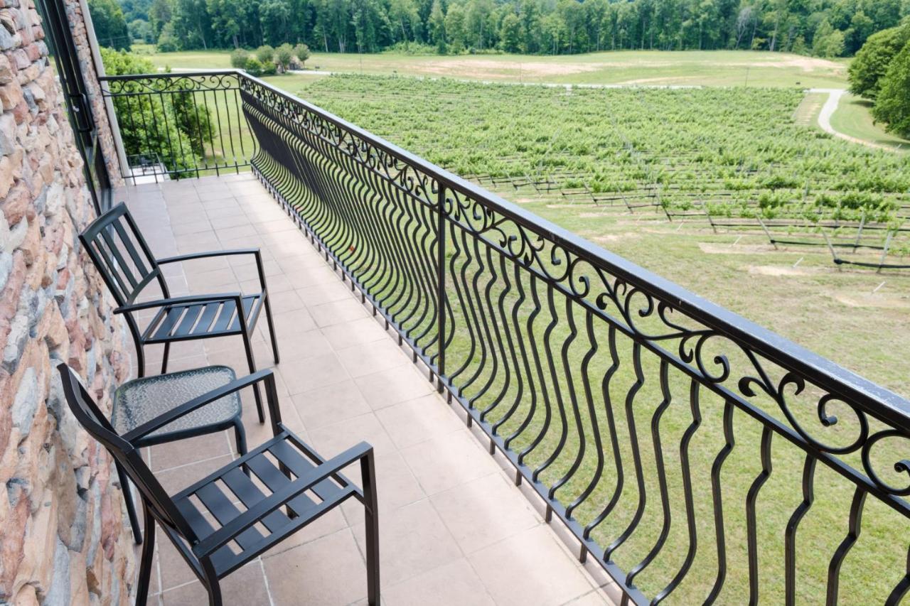Holiday Inn Express & Suites Lexington North West-The Vineyard By Ihg Exterior foto